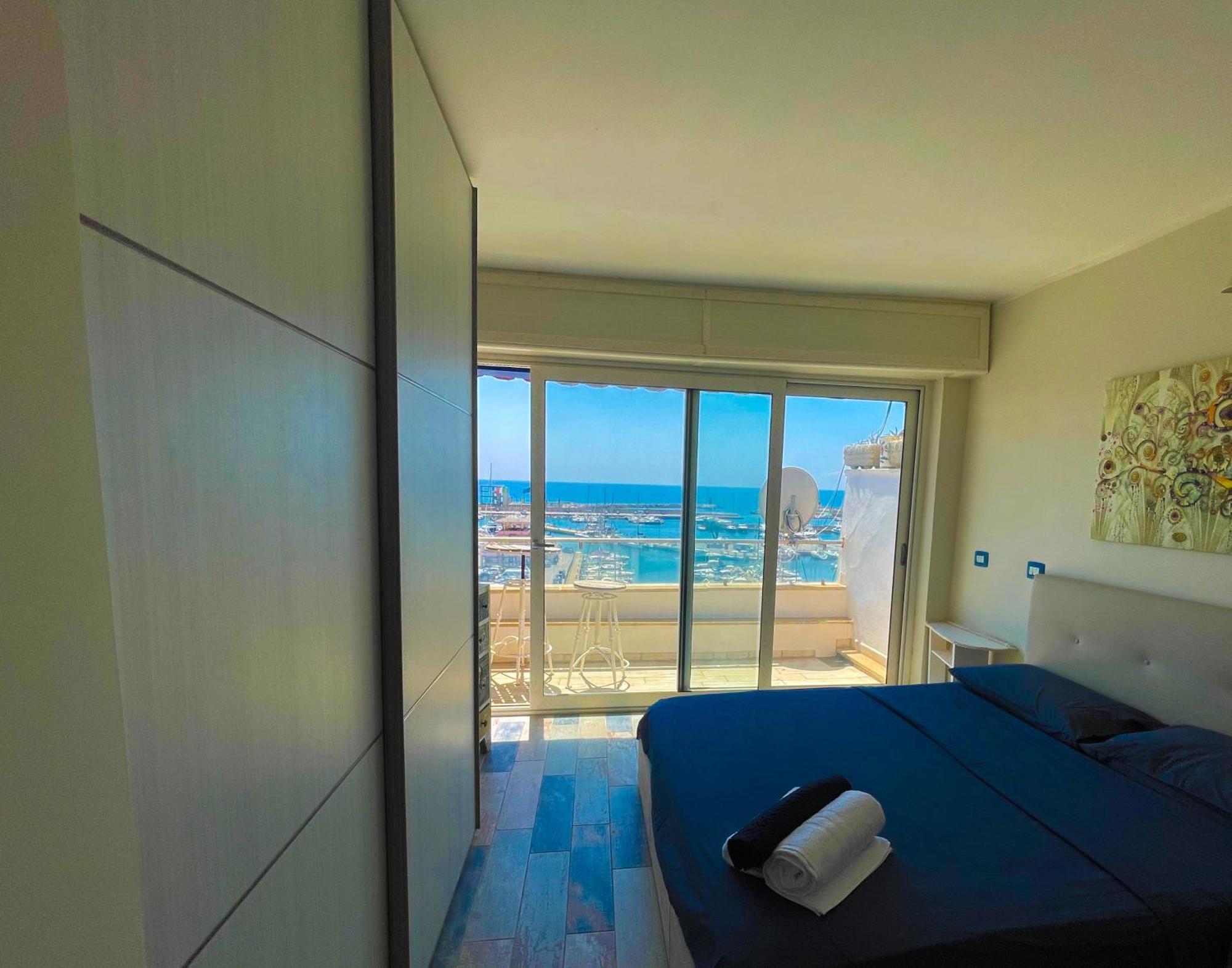 Marina Seaview - Attico - Nettuno