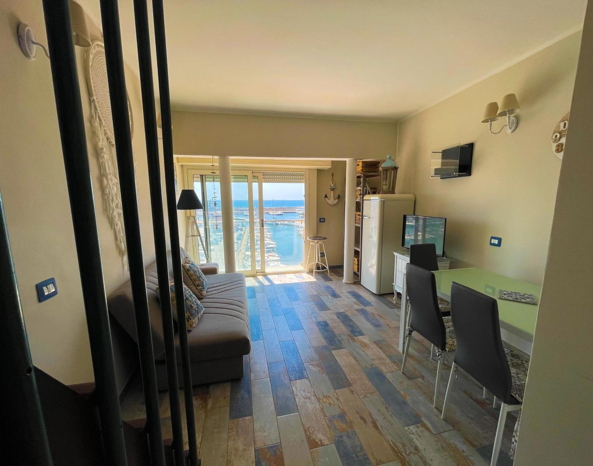 Marina Seaview - Attico - * Nettuno